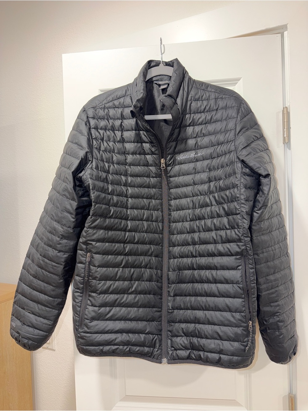 Eddie Bauer Men's Black Lightweight Puffer Jacket